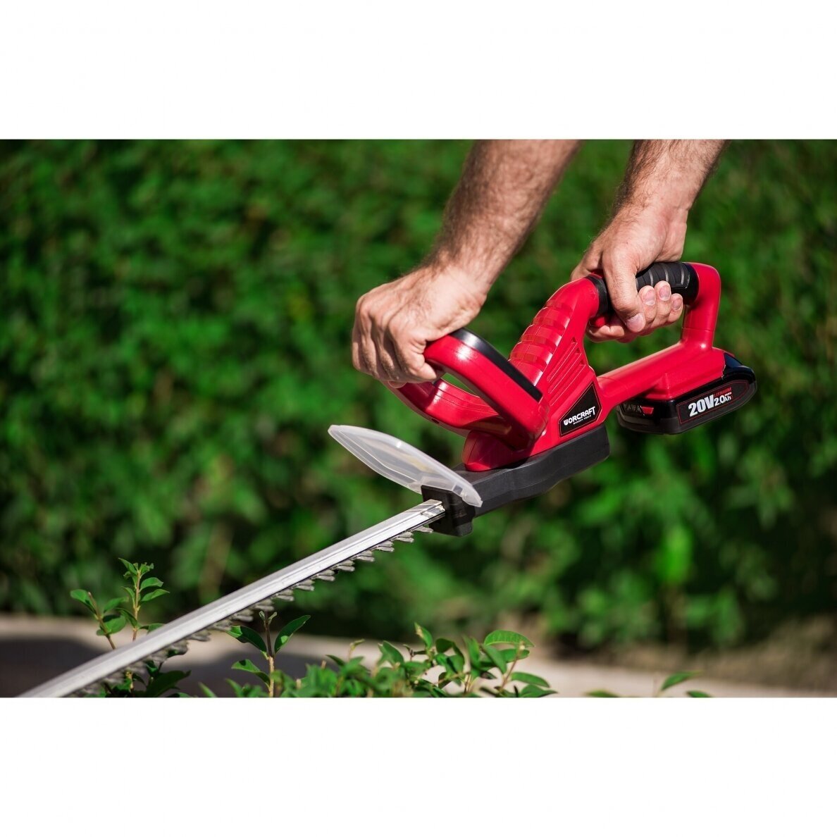 Akumuliatorinės gyvatvorių žirklės 20V 51cm LI-ION WORCRAFT 4 Akumuliatorinės gyvatvorių žirklės 20V 51cm LI-ION WORCRAFT 4