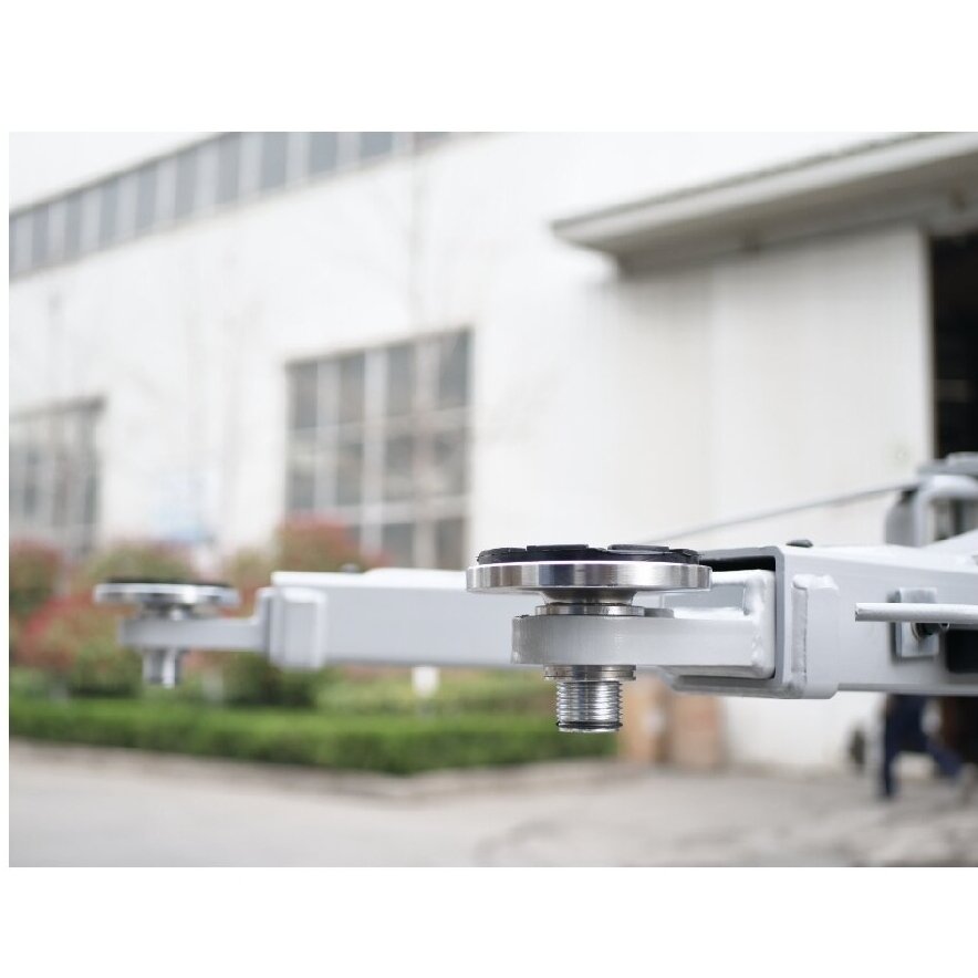 Elektro-hidraulinis dviejų kolonų keltuvas su elektromagnetiniais fiksatoriais su visomis keturiomis 3-jų pakopų letenomis ir dvigubos S kolonos konstrukcija (8-ių lenkimų) 4.5t. trifazis/vienfazis 8 Elektro-hidraulinis dviejų kolonų keltuvas su elektromagnetiniais fiksatoriais su visomis keturiomis 3-jų pakopų letenomis ir dvigubos S kolonos konstrukcija (8-ių lenkimų) 4.5t. trifazis/vienfazis 8