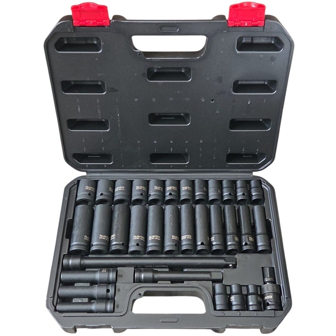 Smūginių galvučių rinkinys, ilgos/trumpos su priedais 1/2″ 8-22mm 33vnt. Smūginių galvučių rinkinys, ilgos/trumpos su priedais 1/2″ 8-22mm 33vnt.