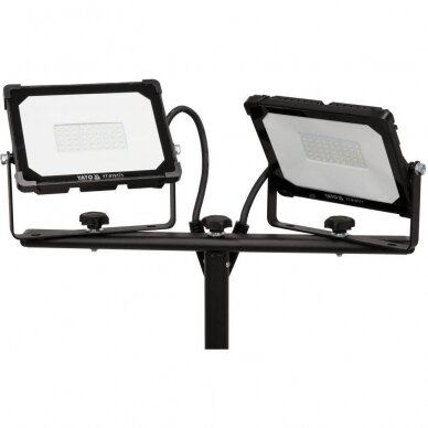 Prožektorius su stovu 2x20W LED 3 Prožektorius su stovu 2x20W LED 3