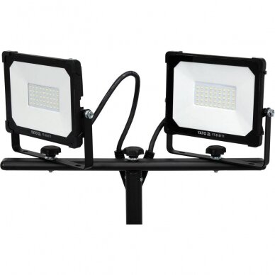 Prožektorius su stovu 2x30W LED 3