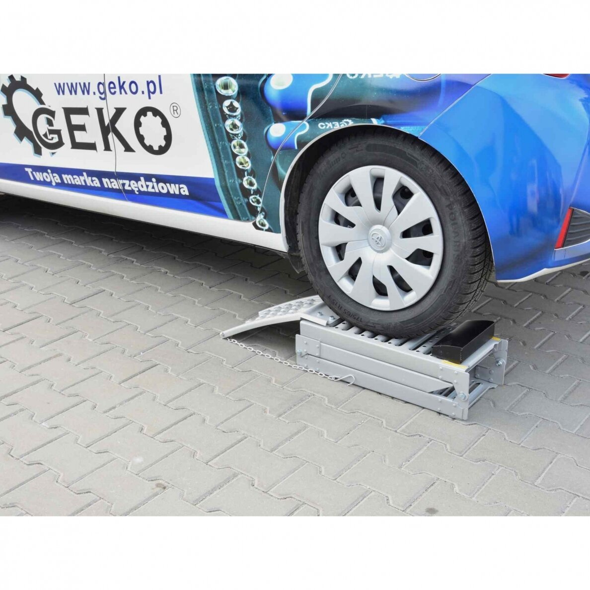Trapas rinkinys 2vnt. 225x1830mm 250kg sulankstomi 4 Trapas rinkinys 2vnt. 225x1830mm 250kg sulankstomi 4
